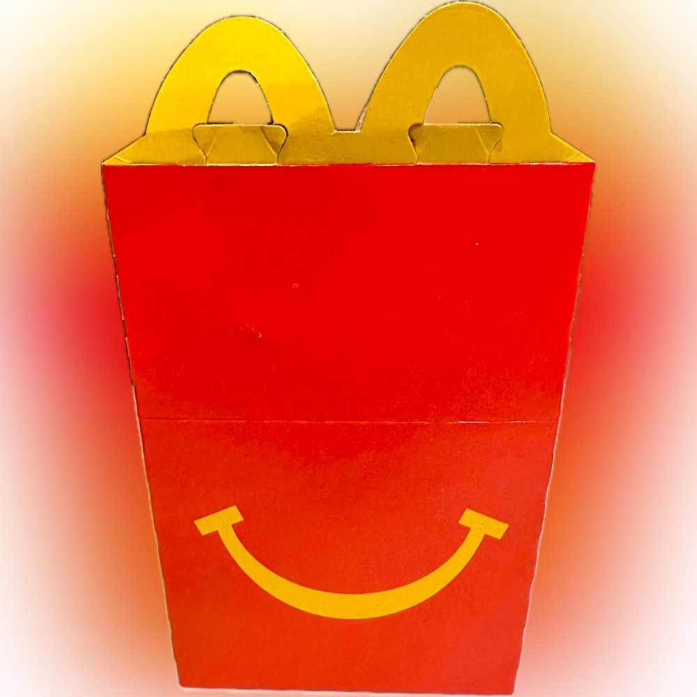 2024 MCDONALDS HAPPY MEAL SMILE BOX RED GOLD YELLOW GOLDEN ARCHES EMPTY PREMIUM